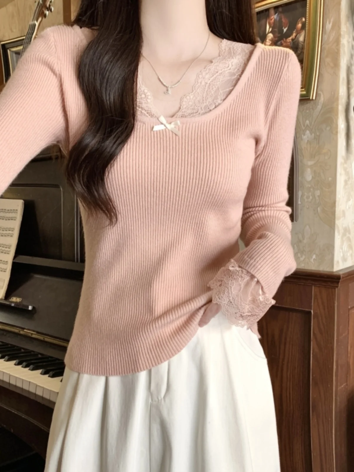 

Sweet And Spicy Sle Women's Long Sve Knitted Sweater V-Ne Lace Splice Slim Fit Inner Wear Autumn Winter New Arrival