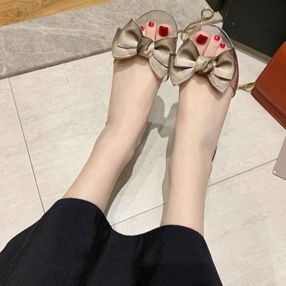 Повседневные тапочки, блестящие прозрачные сандалии, прозрачные шлепанцы, сандалии, нескользящие туфли на плоской подошве с бантом, женские летние туфли