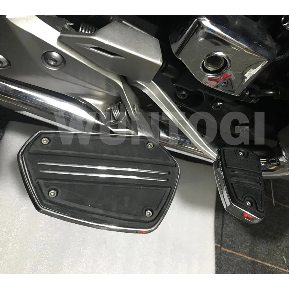 Motorcycle Brake Pedal Cover Kits for Honda Goldwing GL1800 Accessories Tour DCT Airbag GL 1800 Parts F6B 2018-2021 Chrome