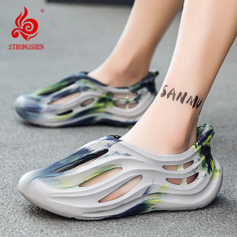 STRONGSHEN Men Beach Sandals EVA Hollow Out Breathable Slip On Garden Shoes Tie-dyed Designer Hole Slippers Sneakers Water Shoes