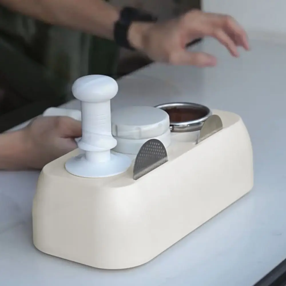 

Household Universal Coffee Tamper Station Non Slip Base ABS Espresso Tamper Holder 51-58mm Coffee Portafilter Storage Rack Bar