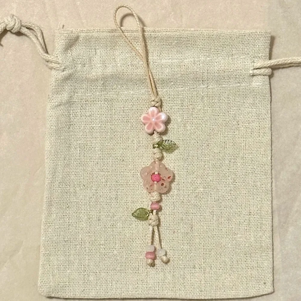 Cute Star Flower Phone Charm Strap Kawaii Ceramic Beaded Phone Lanyard Pastel Colors for Girls Bag Camera Pendant Key Chains