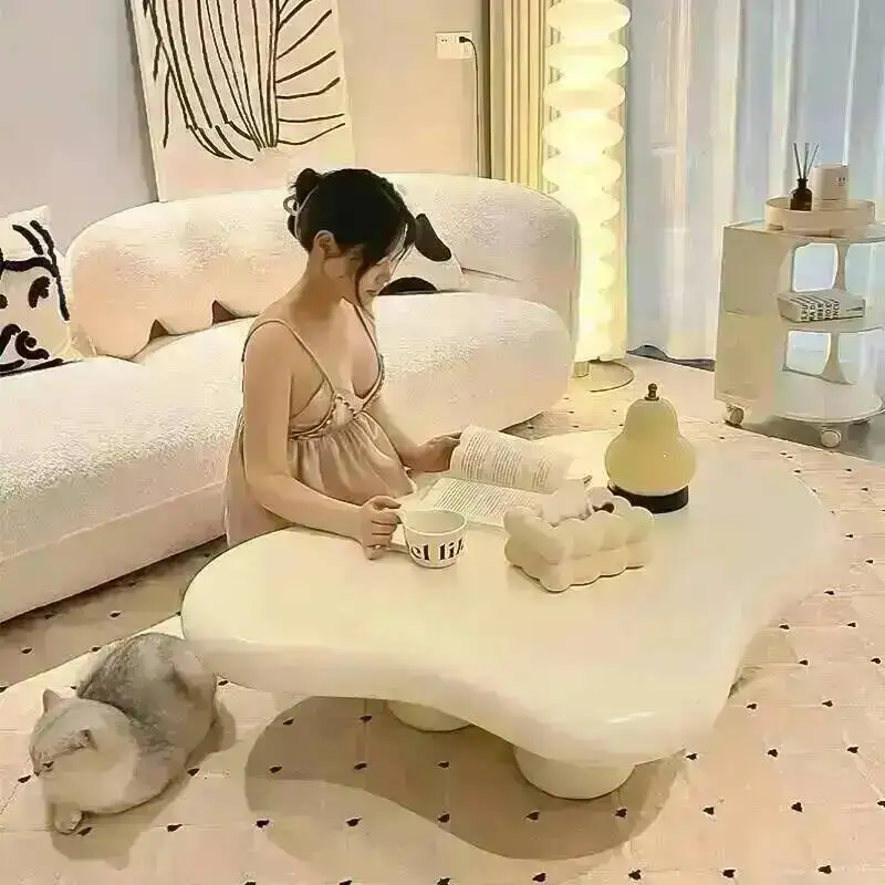Cute Sweet Table Transform Bedroom Unique Coffee Books Side Table Decoration Mini Simple Mesas Bajas Entrance Hall Furniture