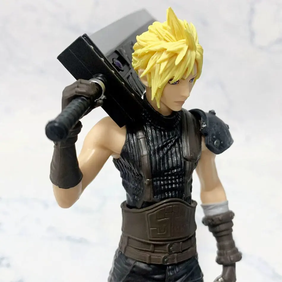 22cm Remake Version Amine Figure Cloud Strife PVC Action Figure Collectiable Model Toys Christmas Gifts