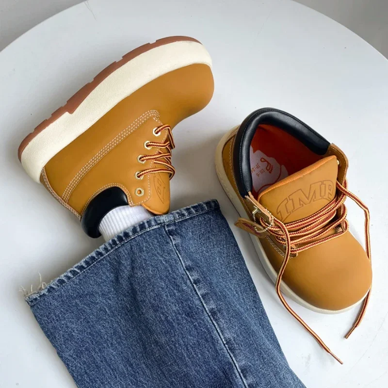 2024 New Fashion Yellow Thick Soled Skate Shoes Luxury Brands Women Round Toe Platform Boots Lace Up Bread Shoes Casual Sneaker