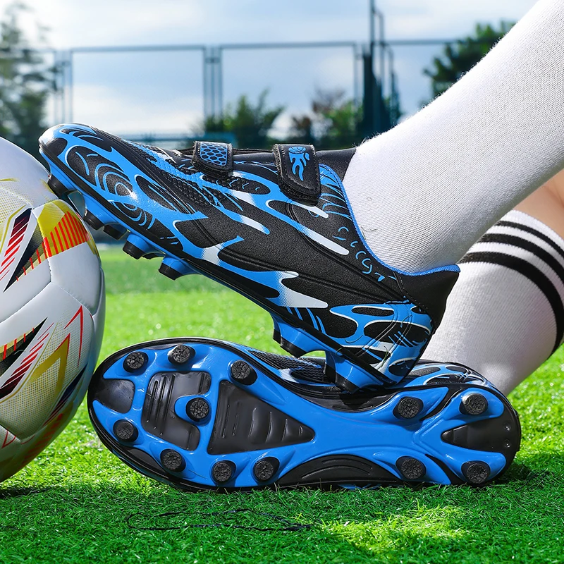 

New Men Kids Football Boots Ultralight Cleats Soccer Shoes Non-Slip Professional Match Grass Boys Training Shoes Drop Shipping