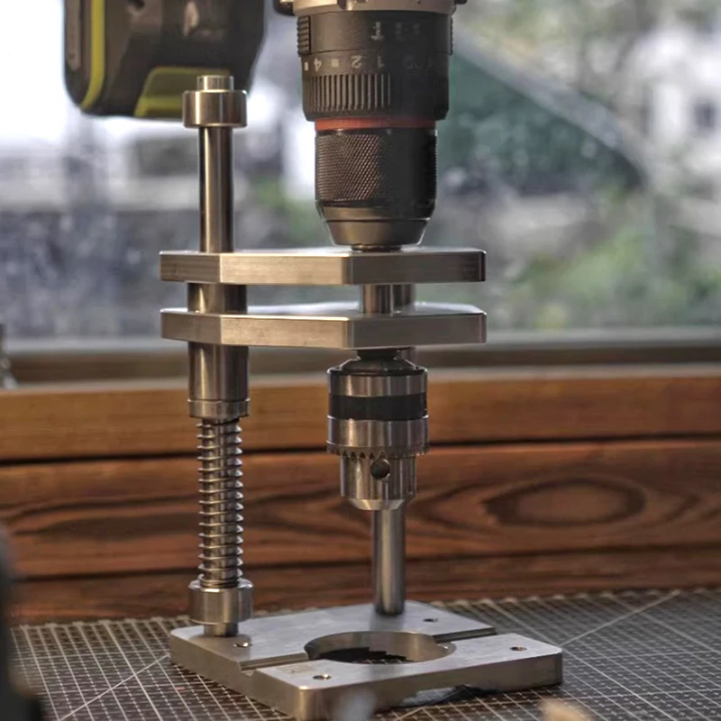 

1Pc Precision Portable Drillling Guide Jig, Woodworking Adjustable Punch Locator or Straight Hole Drilling Template Tool