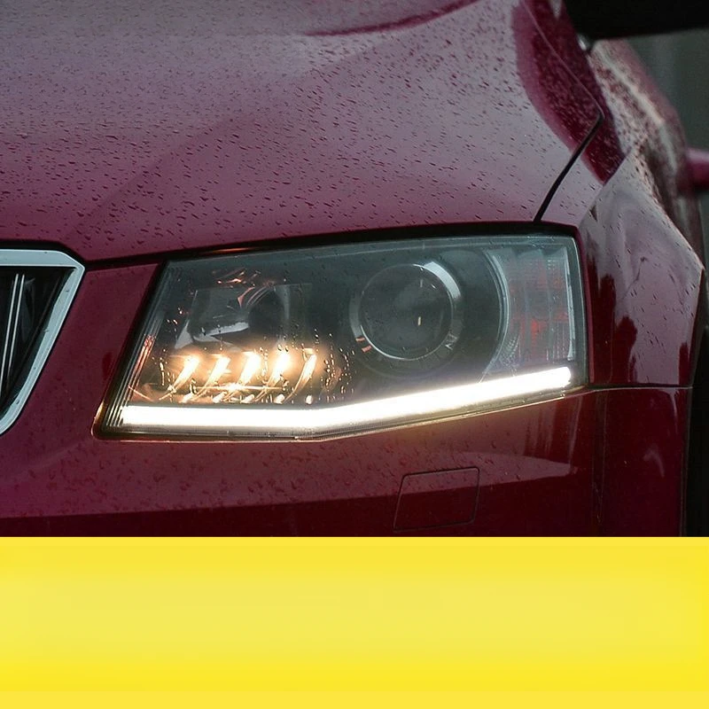 Suitable for New Octavia Assembly Low- Modified Headlight High-End Eyelash Turn Signal Light LED Daytime Running Li