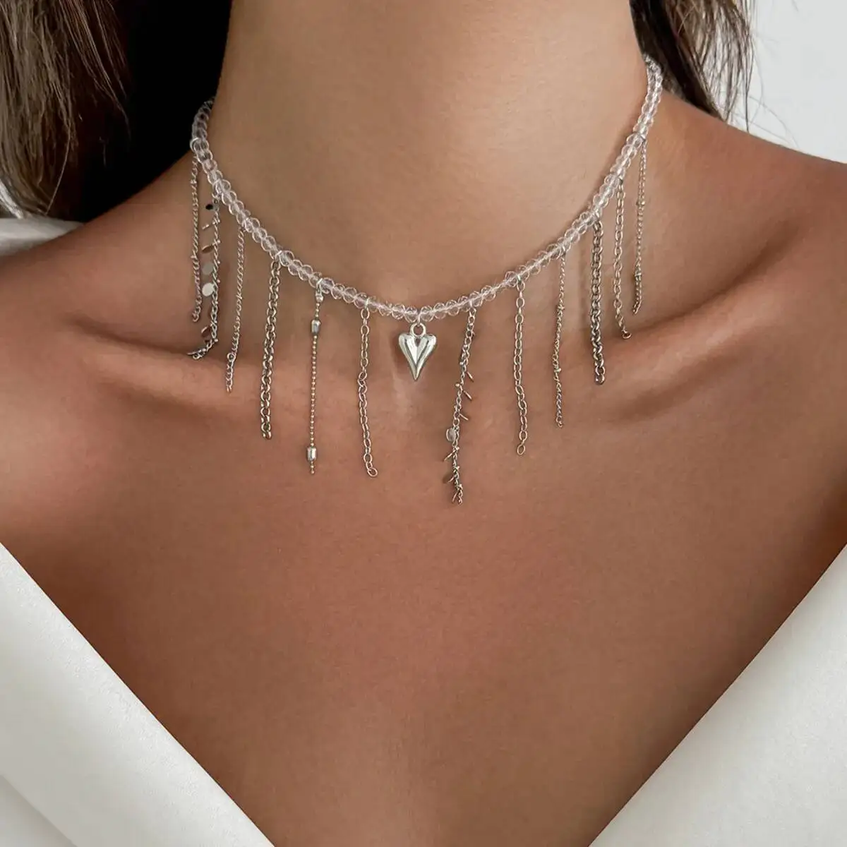 

SHIXIN Exquisite Crystal Bead Chain Short Choker Necklace for Women Simple Metal Tassel Chain Love Heart Pendant Necklace Gift