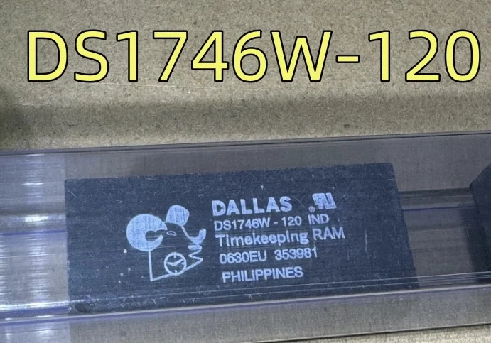 

DS1746W-120 ДИП-32