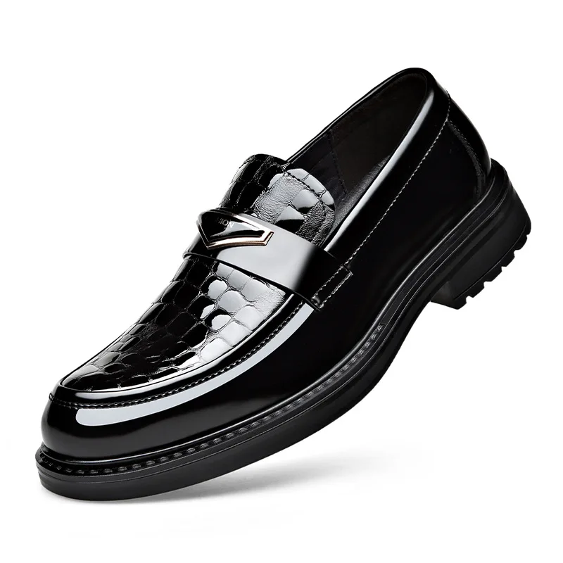 

2025 Autumn Designer Groom Wedding Shoes for Men Fashion Business Casual Cow Leather Shoes Male Solid Color Dress Shoe Man