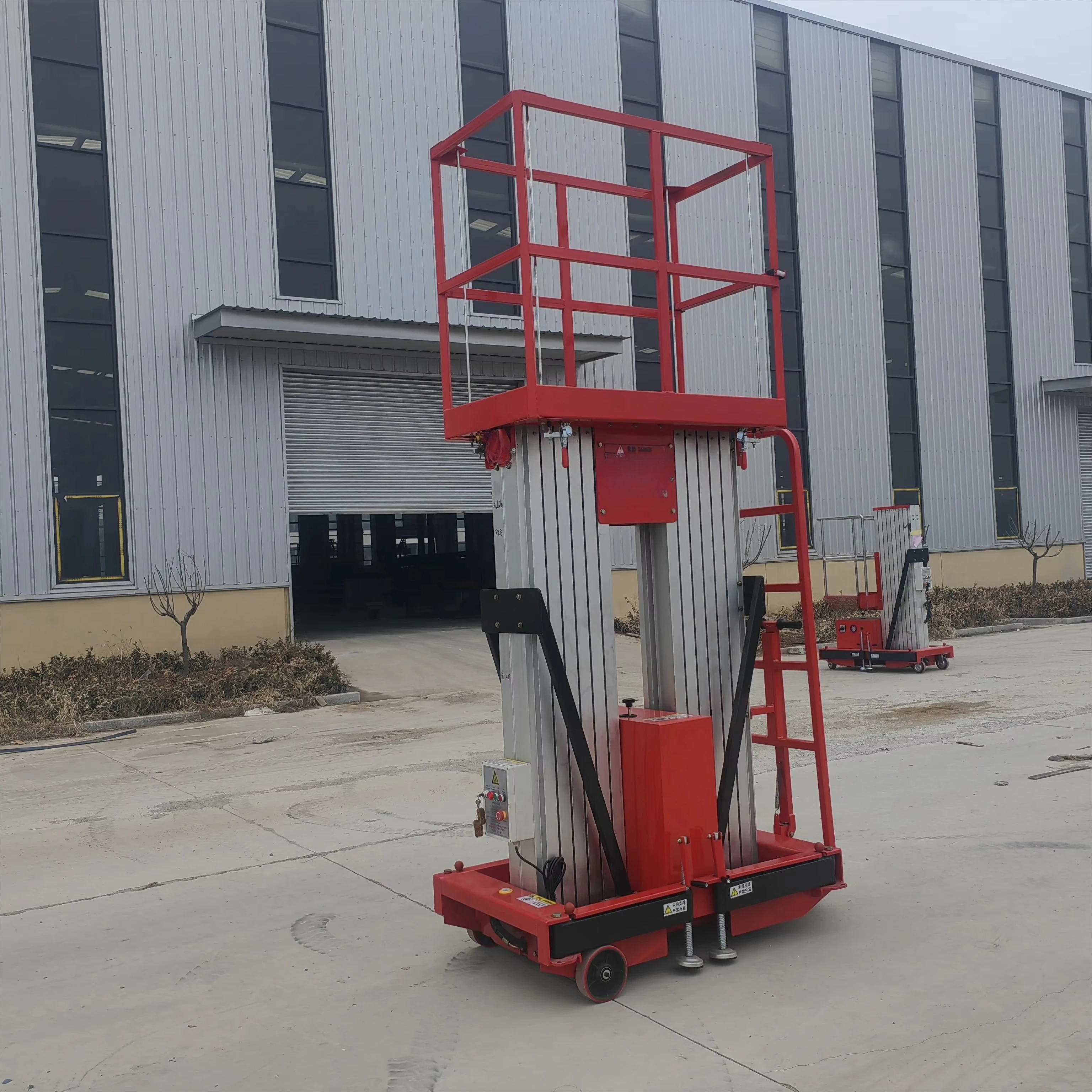 Aluminum Hydraulic Lift Table Double Masts Enlarged Working Platform Four Adjustable Stabilizer Legs Anti-tilt Workshop Lifter