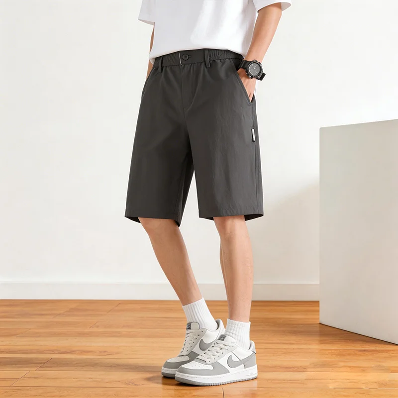 

Men's Lightweight Breathable Shorts with Knee-Length Loose Fit Straight Leg Perfect for Business Casual Style in Hot Weather