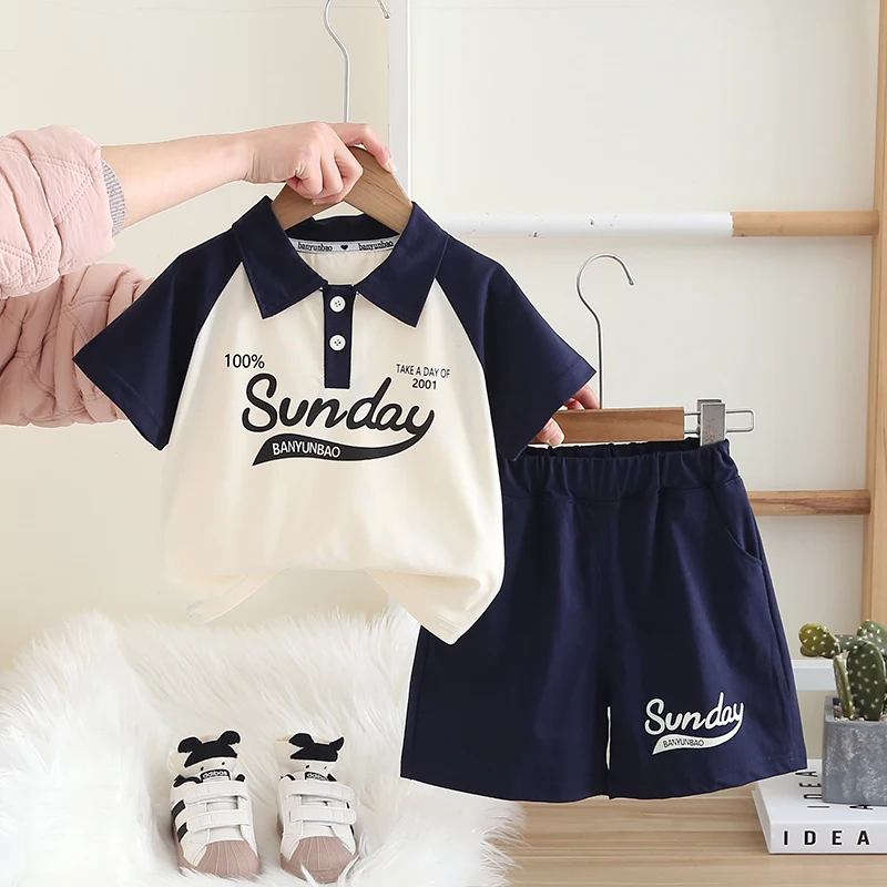 Conjunto de ropa para niños para bebé, niño y niña, Polo con letras, camiseta, pantalones cortos, traje de 2 piezas, bonito traje infantil