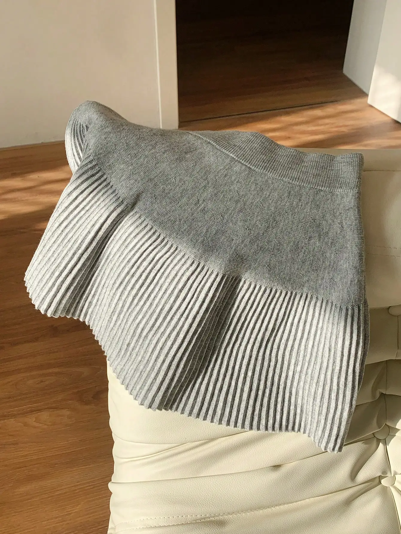 

Женская серая вязаная плиссированная юбка с эластичным поясом, осень-зима