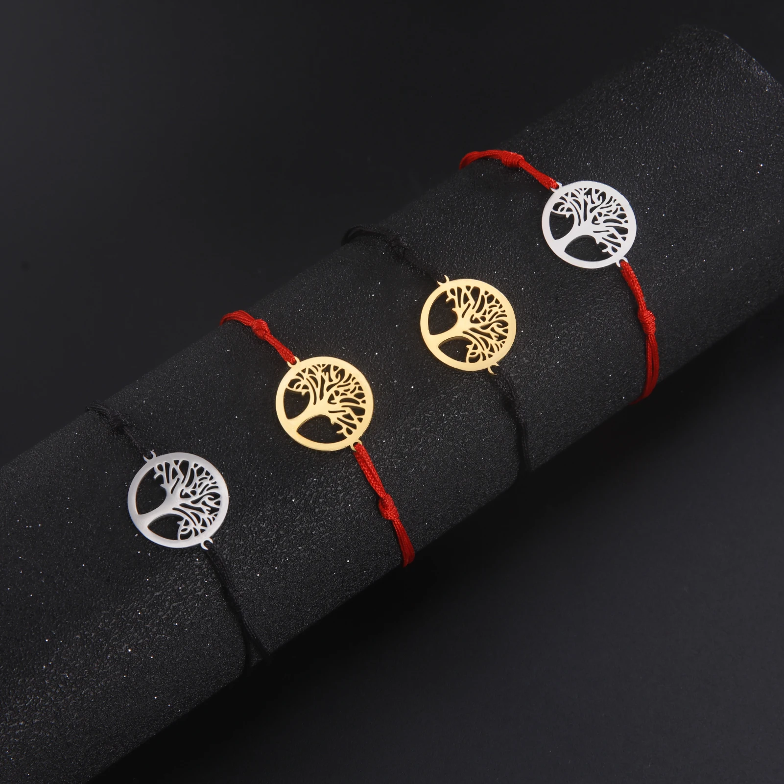 Baum des Lebens Edelstahl-Anhänger-Armband, schwarzes und rotes geflochtenes Seil, Retro-Talisman-Armband, Urlaubsschmuck für Paare, Geschenk