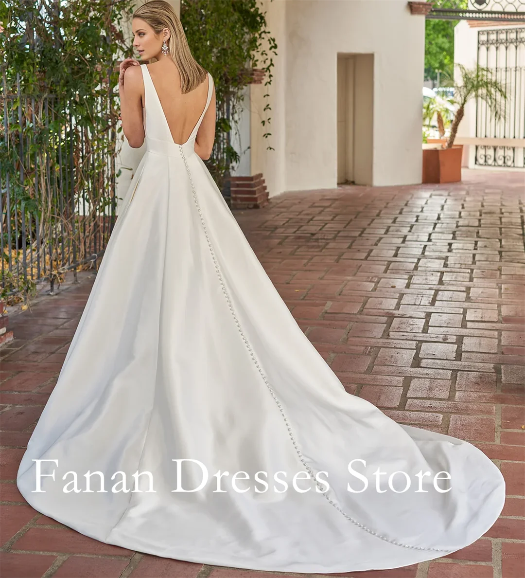 FANAN 딥 브이넥 새틴 신부 드레스 사이드 포켓 포함 A라인 민소매 백리스 웨딩드레스 웨딩드레스 아이보리 맞춤형