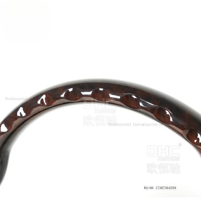 New  for 2010-2013 Toyota Crown steering wheel modification and upgrade with wood grain perforated leather steering wheel, u