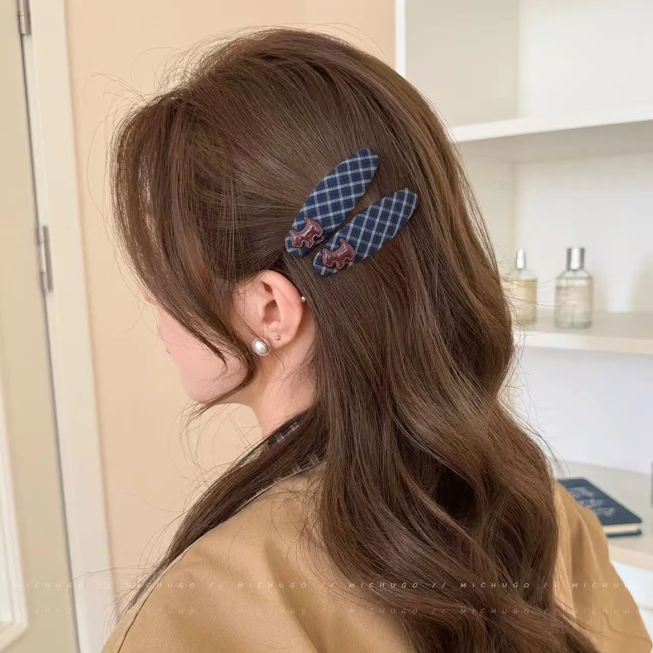 Hair Clip Plaid Dog Pattern Cute Side Bangs Flyaway Holder for Women Daily Elegant Premium Resin Comfortable