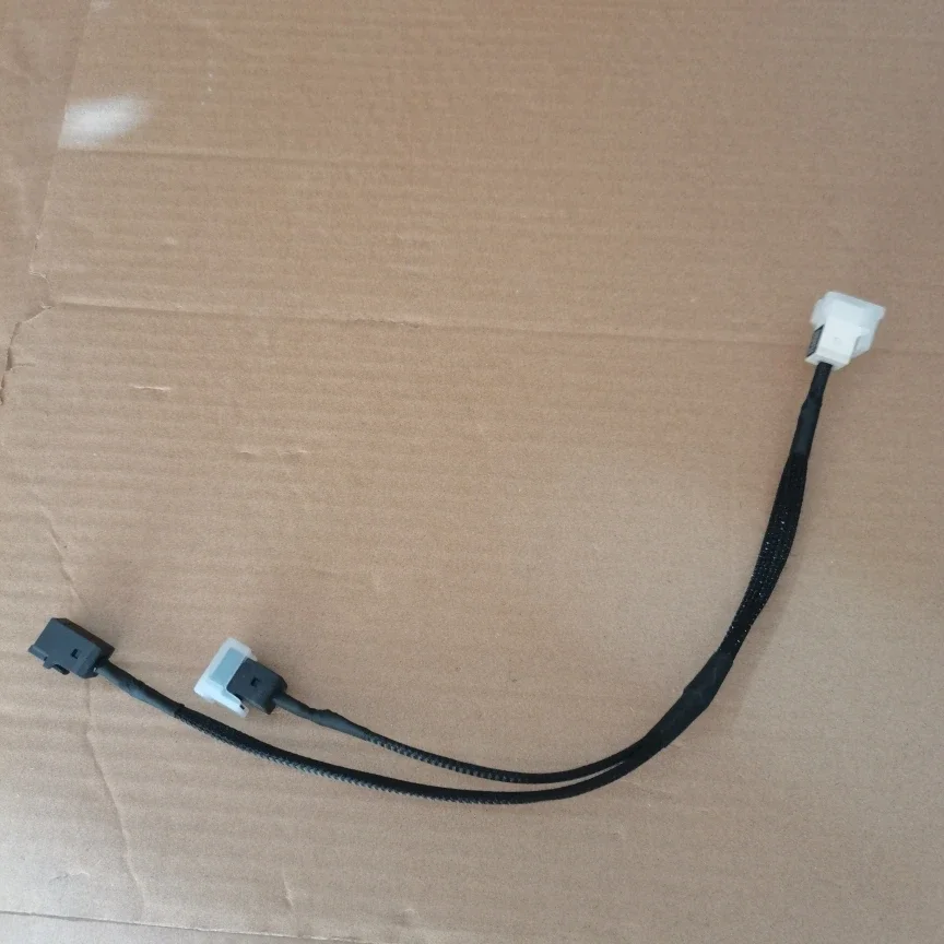 

Для рабочей станции Dell T7960 SFF8643 1-2 расширенная задняя четырехдисковая основная плата для объединительной платы SAS 015RC