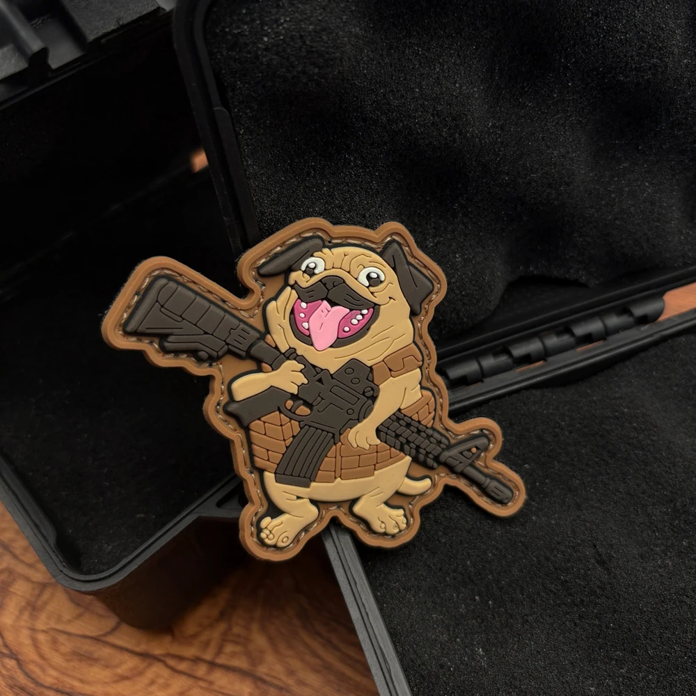 Cartoon Tactical Pug-Shaped Soft Rubber Morale Patch 2D Flat Pvc Material with Glow-In-The-Dark Effect, Magic Tape Patch, Free Backing Cloth, Versatile Vest, Helmet, Functional Backpack, Protective Clothing, Equipment Storage Box, Outdoor Decorative Badge