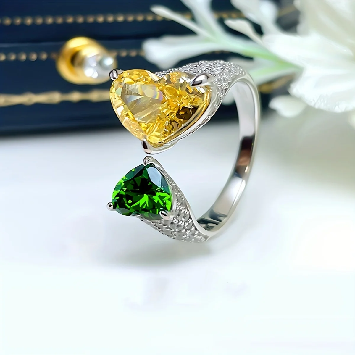 A double heart-shaped open ring, fashionable and personalized, suitable for engagement, marriage and daily life - no box