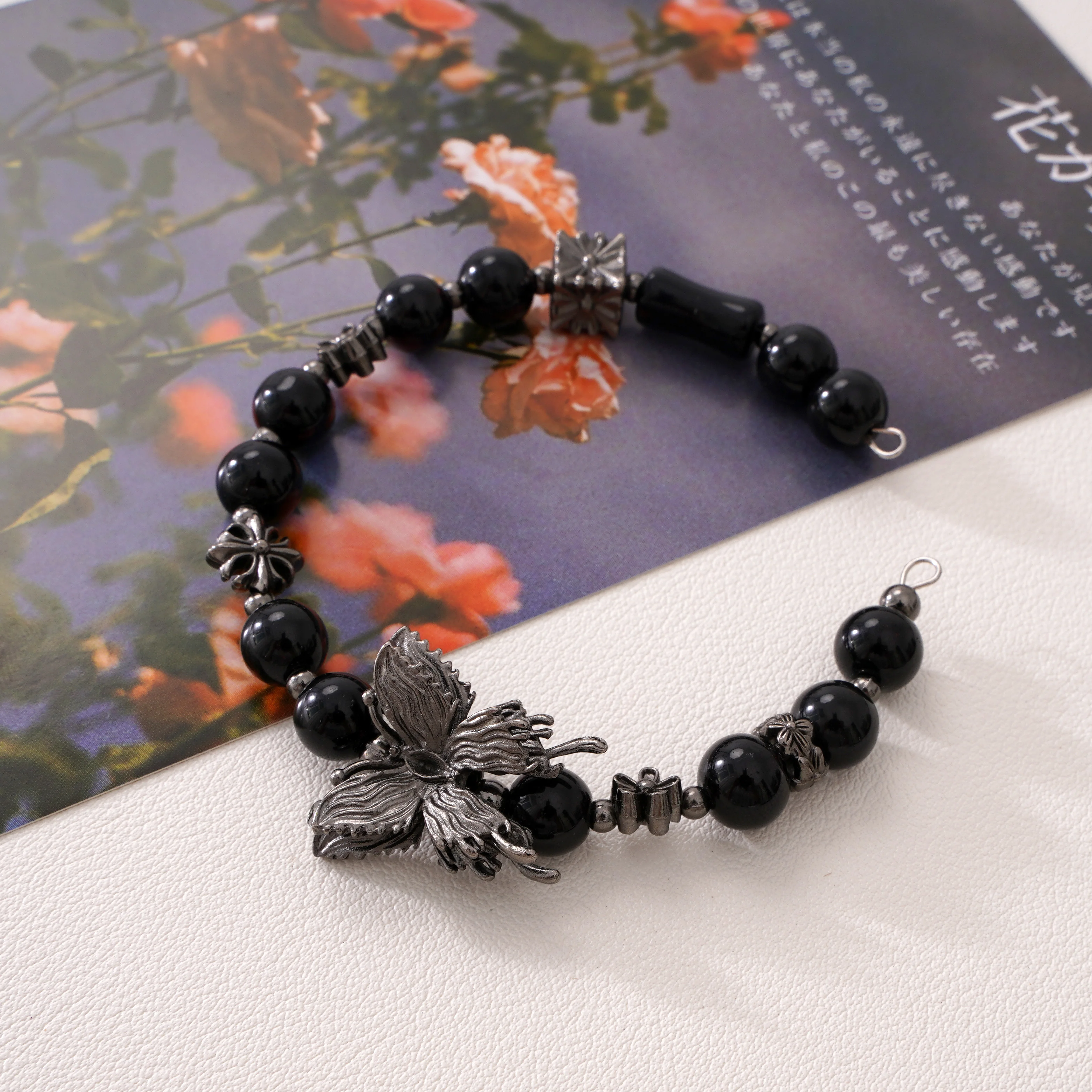 

Gun black alloy mixed butterfly tee flower pendant DIY bead material package bracelet necklace jewelry loose beads