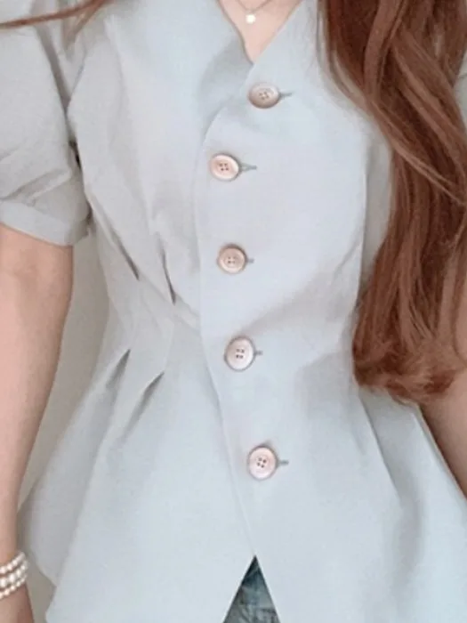 Csa de Manga Abullonada con Botón Único, Diseño Irregular y Cuello en V, Ajustada, para Mujer, Estilo Único y Moderno para...