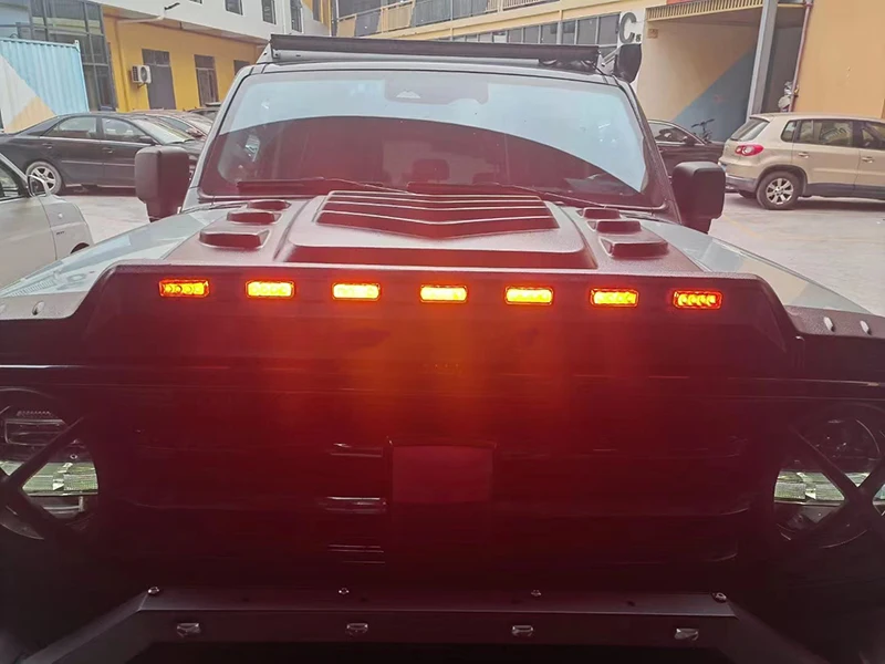 Car Small Yellow Light LED Sand and Stone Block Fit for Tank 300 with Light Hood Cover Sand and Stone Block Engine Hood Block