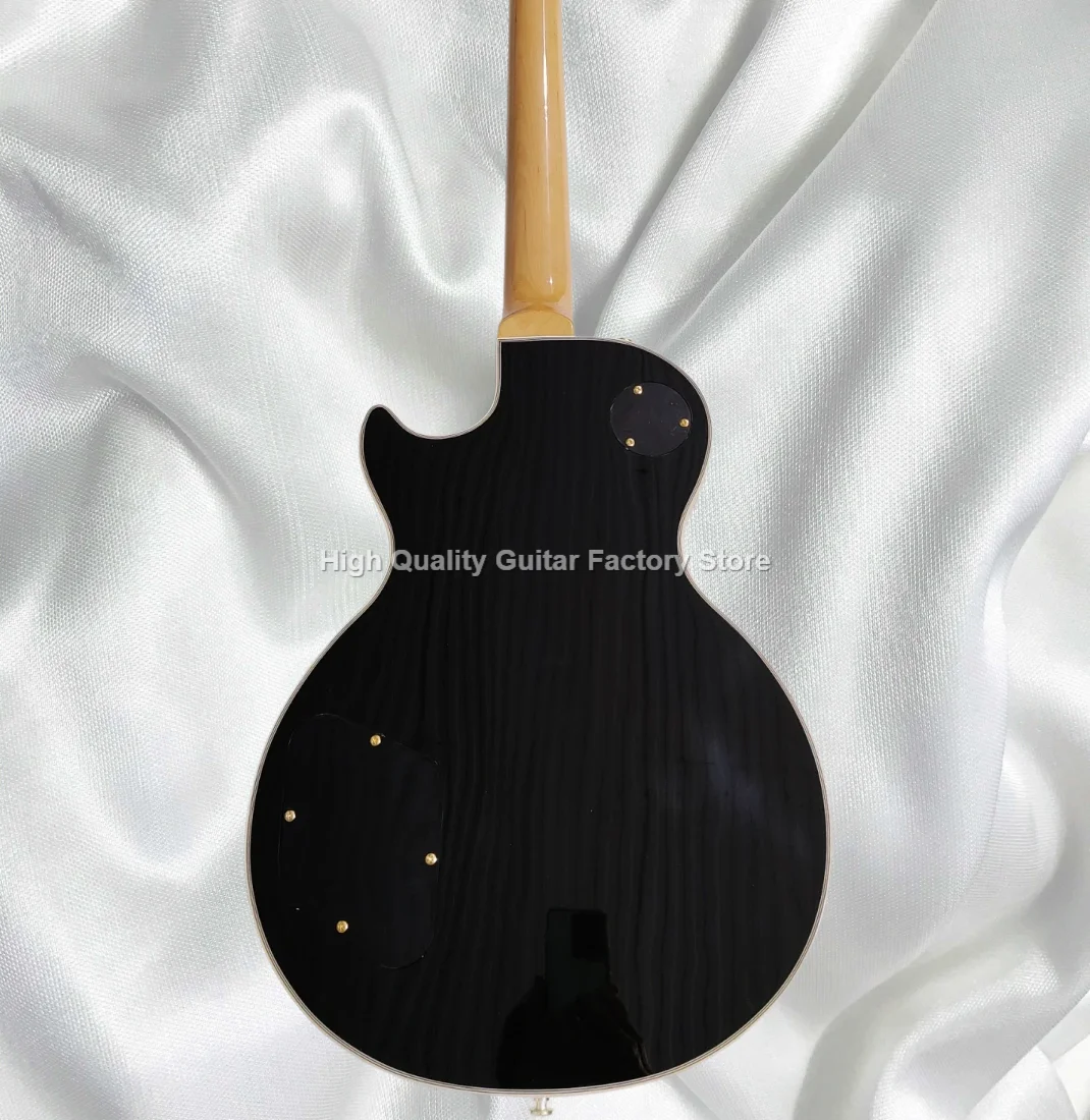 كهربائي مموه عالي الإخراج: رقبة خشب القيقب، EMG Humbuckers، أجهزة ذهبية، نغمة جاهزة للمعادن