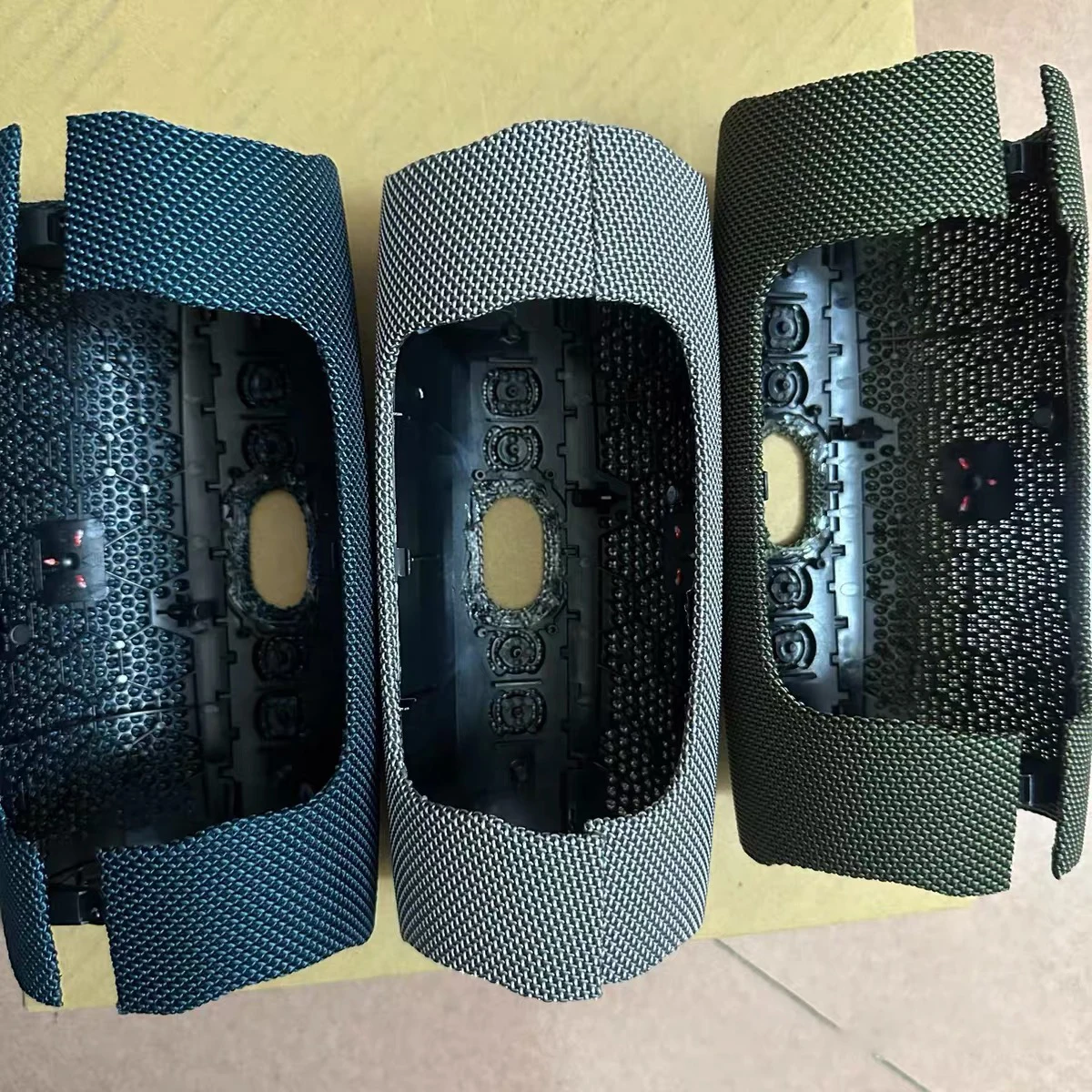 Replacement Detachable Fabric Cover For JBL Charge 4 Wireless Speakers---GG Version Compatible Only
