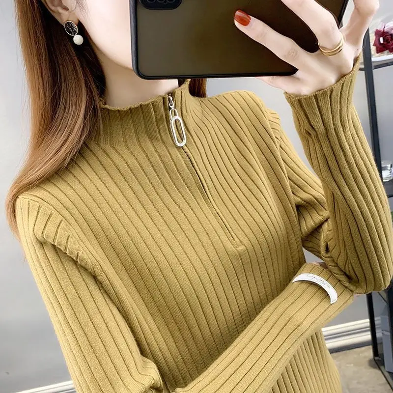 Women's Autumn and Winter New Slim Fit Sweater with Zipper Inside Half High Neck Knitted Sweater Short Top