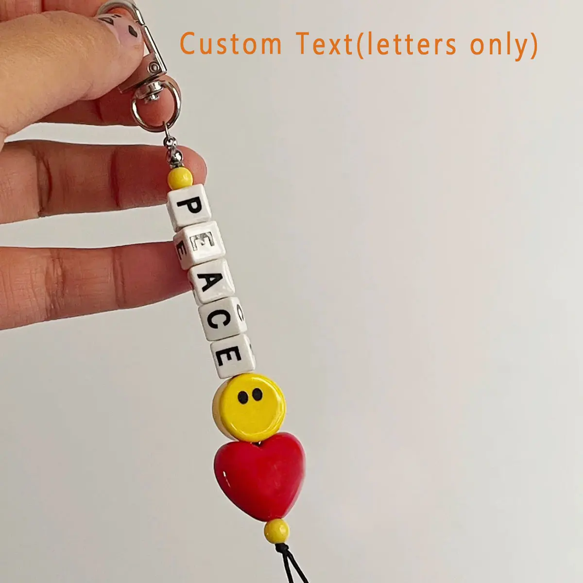 1pc personalized love smiley face name keychain, customizable letters, bag pendant, Valentine's Day/Christmas gift