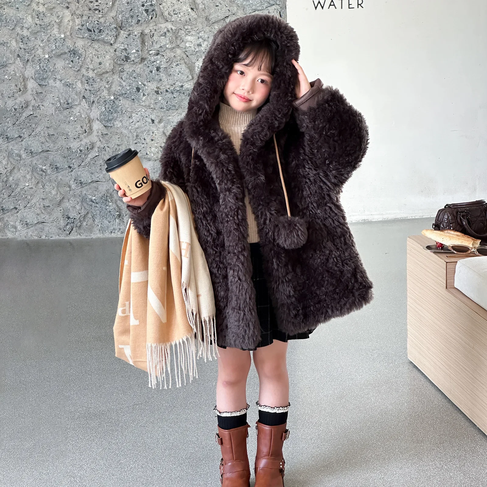 

2025 New Winter Kids' Coat Faux Lamb Wool Warm Hooded Jacket for Girls Thick and Loose Plush Children's Clothing RM307