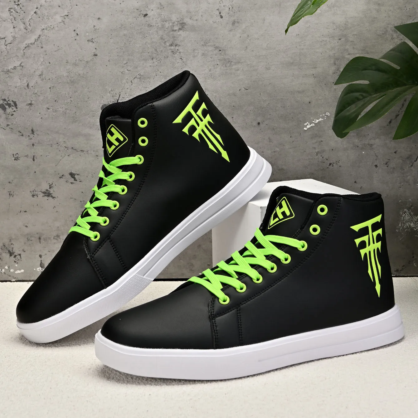 High Top Sneakers For Man White Vulcanized Sneakers Flat Casual Comfortable Shoes Men 2024 Fashion Zapatillas Hombre Size39-48