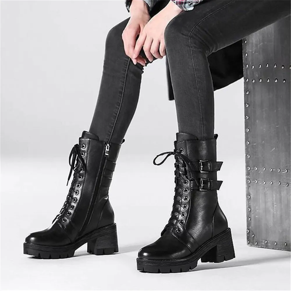 New women\'s Autumn Winter Plush Motorcycle Boots Female Thick Heel Mid Calf Student  British Style Korean Buckle Leather Shoes