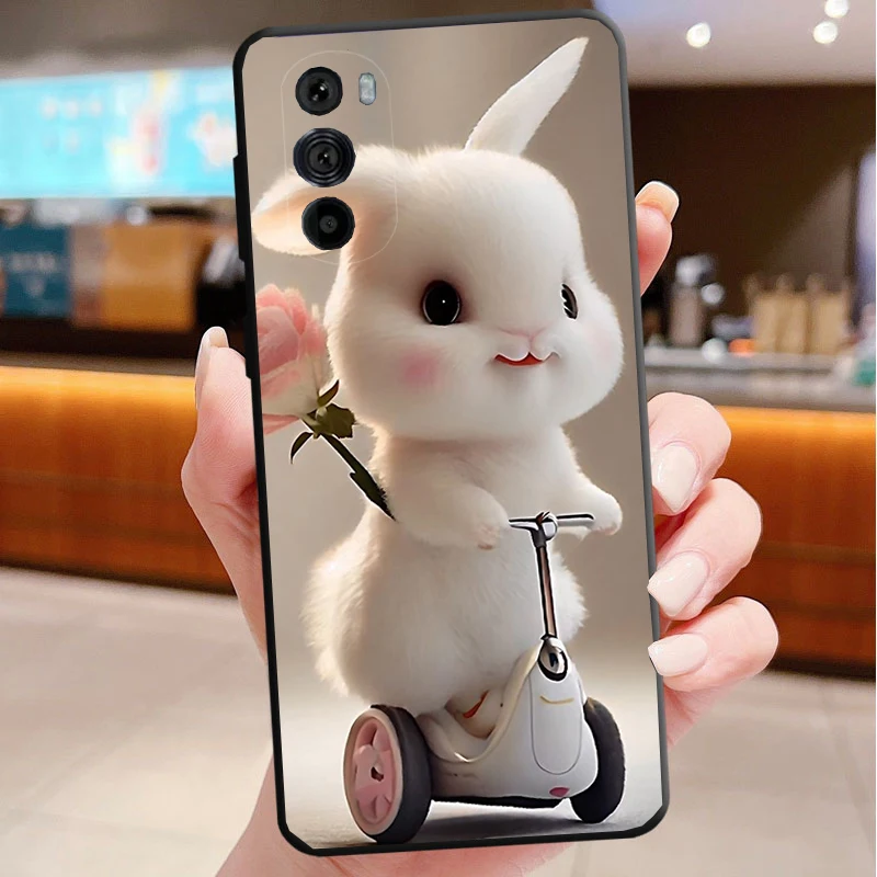 

Phone Case For Motorola Edge 50 40 Pro 60 50 40 30 Ultra Neo Fusion Moto G85 G72 G53 G54 G84 G13 G32 Rabbit