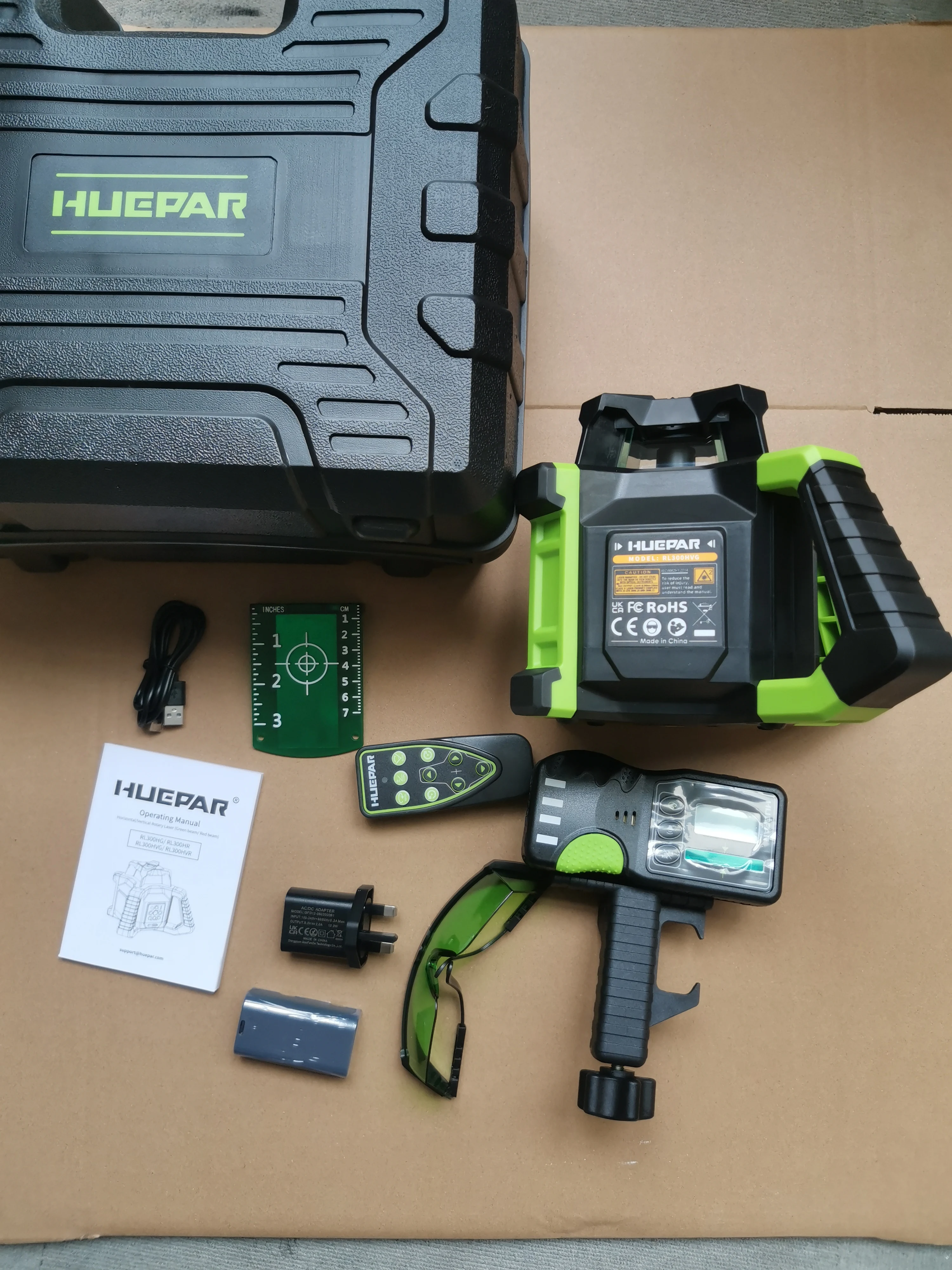 

2026 Huepar RL300HVG Rotary Laser Level Self-Leveling 500M Vertical Horizontal Cross Line Measurement Instruments Construction