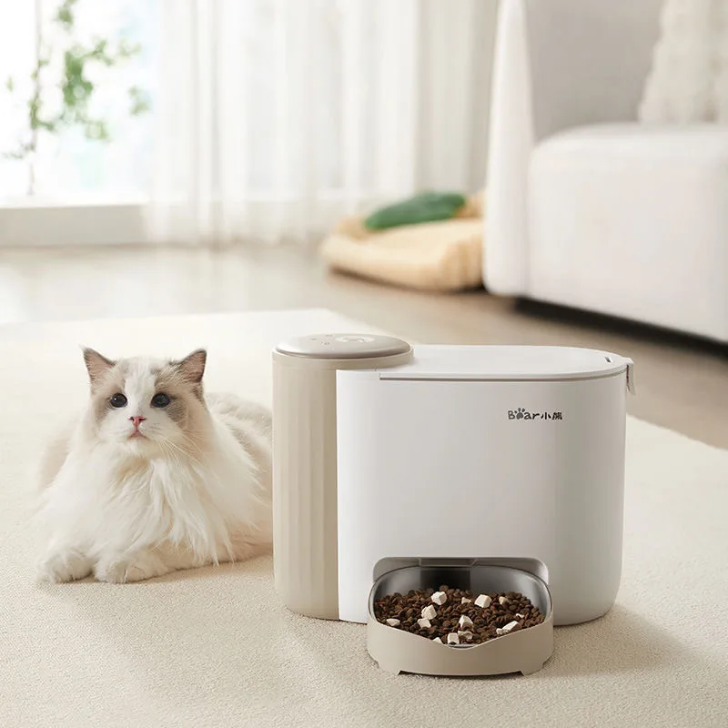 

Automatic pet feeder with intelligent timing and portion control for cats and dogs, remote feeding