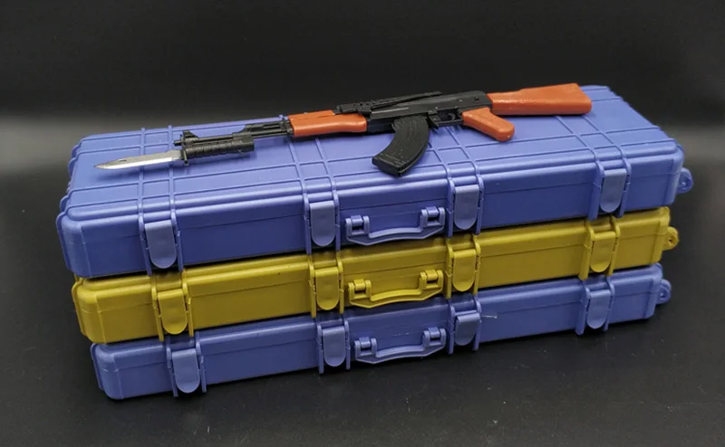 Gun Box 1/6 Scale Weapon Case Rifle Suitcase Plastic Storage Box Model with Random Gun  for 12\'\' Action Figure Accessories