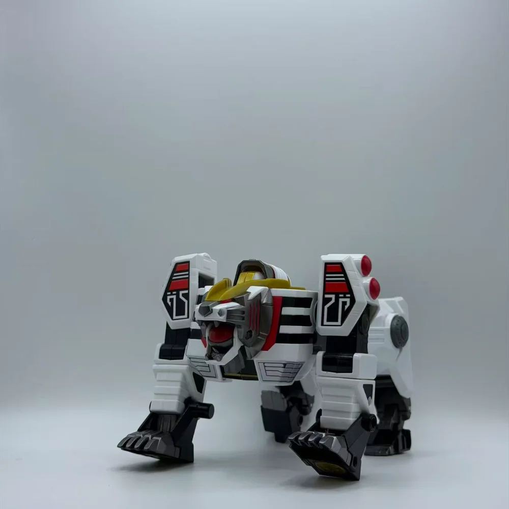 Игрушка-трансформер Playmates Mighty Morphin Power Rangers White Tigerzord, без коробки