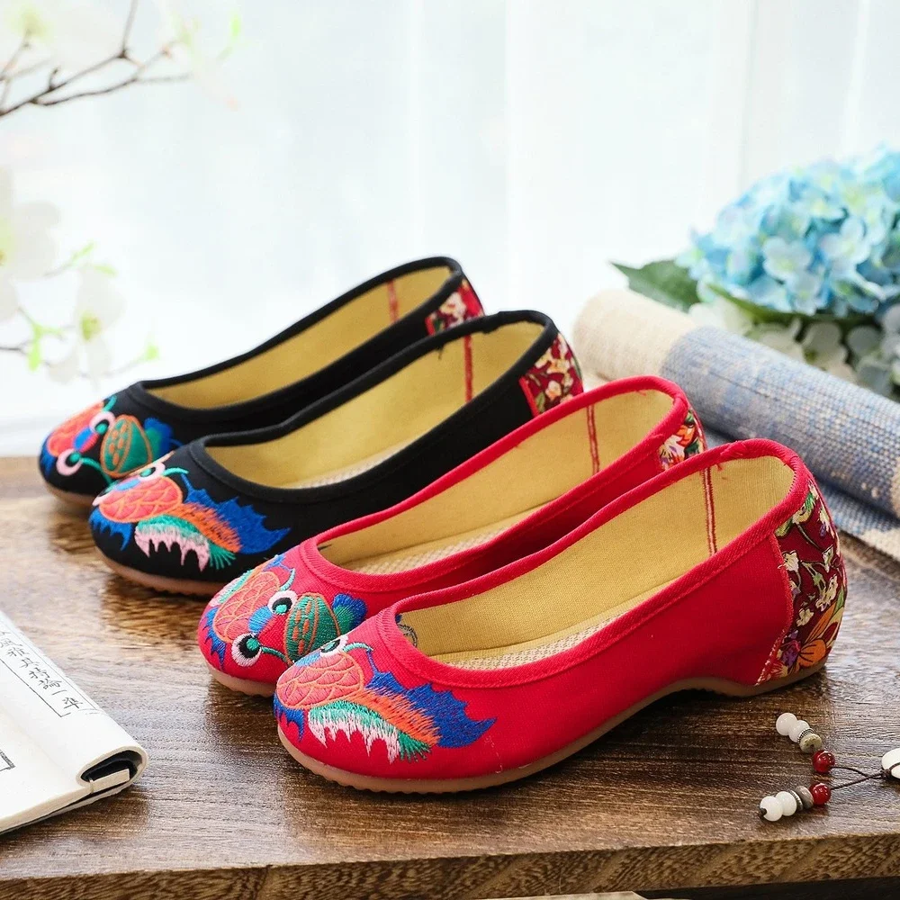 

Shoes Hanbok Shoes Accessories Embroidered Cloth Thin Shoes Casual Walking for Women Comfortable Without Tiring Feet