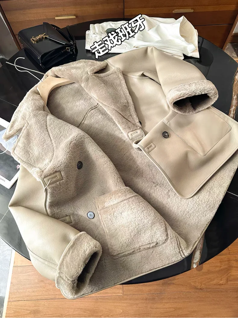 Thickened Warm Outerwear Women's Retro Fashion Double-breasted Two-sided Wear Fake Fur One-piece Coat Stylish Commute Style