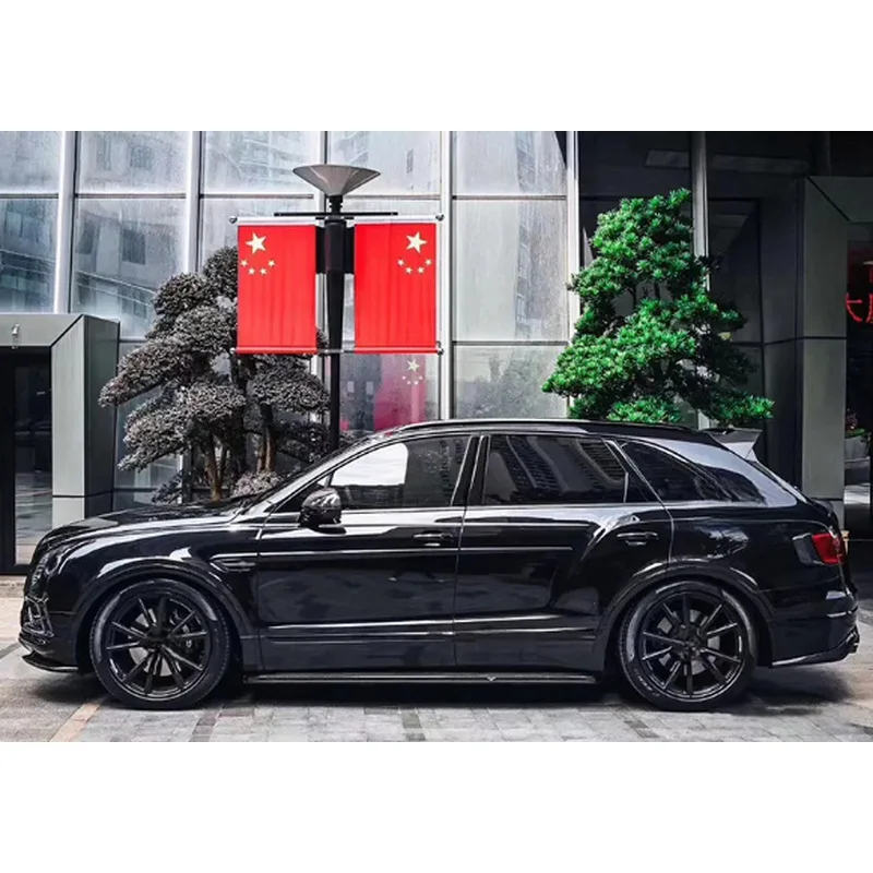 High Quality Dry Carbon Fiber Full Body Kit Front Lip Rear Diffuser Side Skirts Rear Spoiler Fit For Bentayga W12 2015-2019