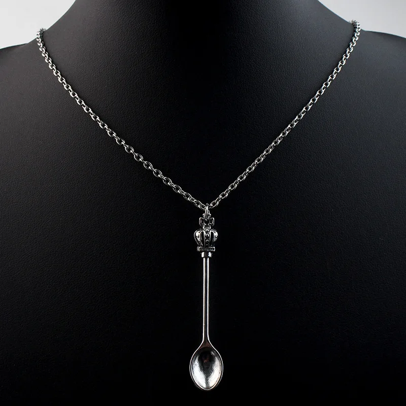 10Pcs Mini Crowns Spoon Necklace Vintage Mini Teaspoon Pendant Necklaces Toys Gifts Silver Color