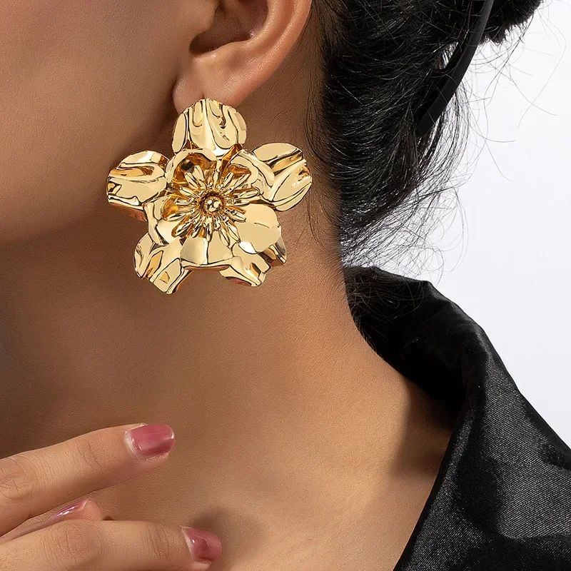 Korean Sweet Flower Earrings For Girls Fashion Jewelry Female Temperament Multi-color Enamel Petal Earrings Wholesale