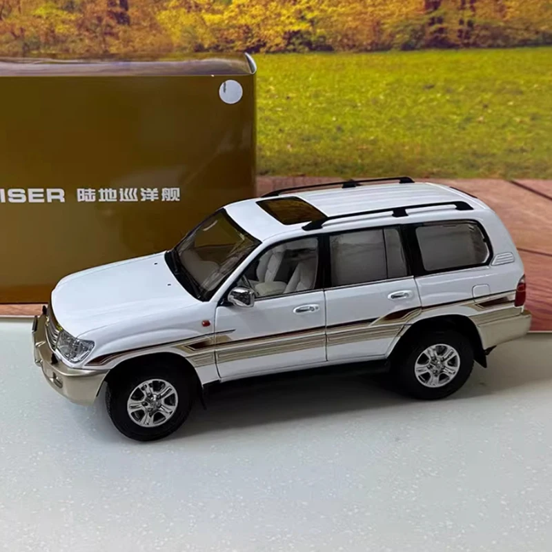 Modèle de voiture de simulation en alliage moulé sous pression pour garçons, échelle 1:18, Land Cruiser 4700 LC100, collection de souvenirs, ornements d'affichage, jouet cadeau