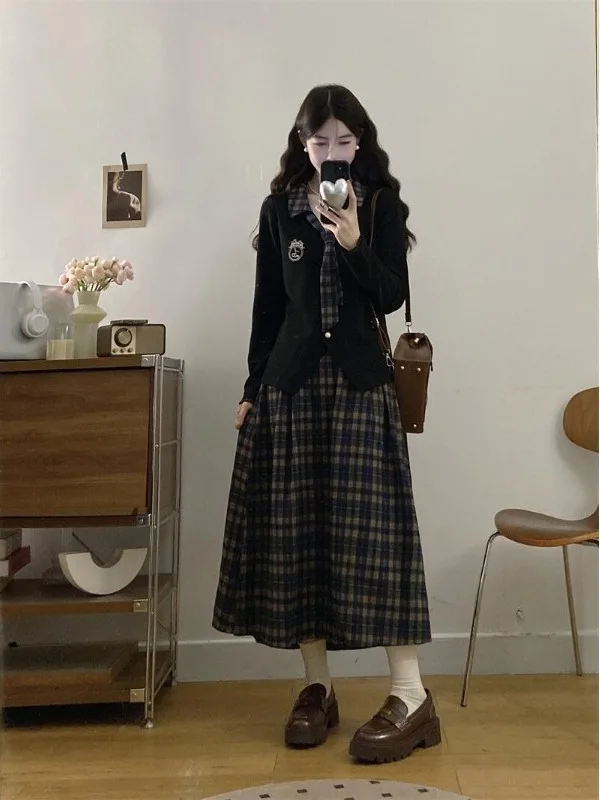 

plus Size Retro Outfit Women's Autumn New Plaid Splicing Long Sleeve Top Mid-Length Half Skirt Set High Waist A-Line Skirt