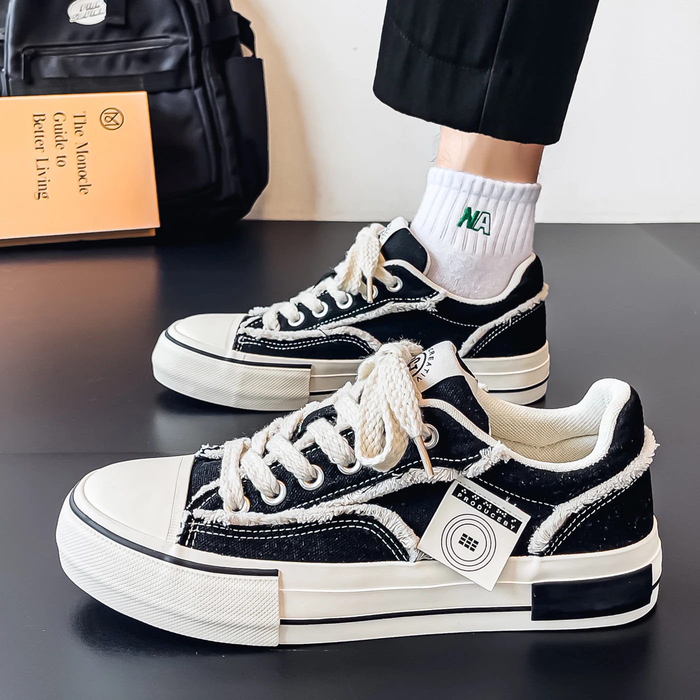 

Canvas Men's Shoes 2026 New Spring Youth Black Sports Low Top Casual Sneakers Wear Resistant round Toe Thick Bottom