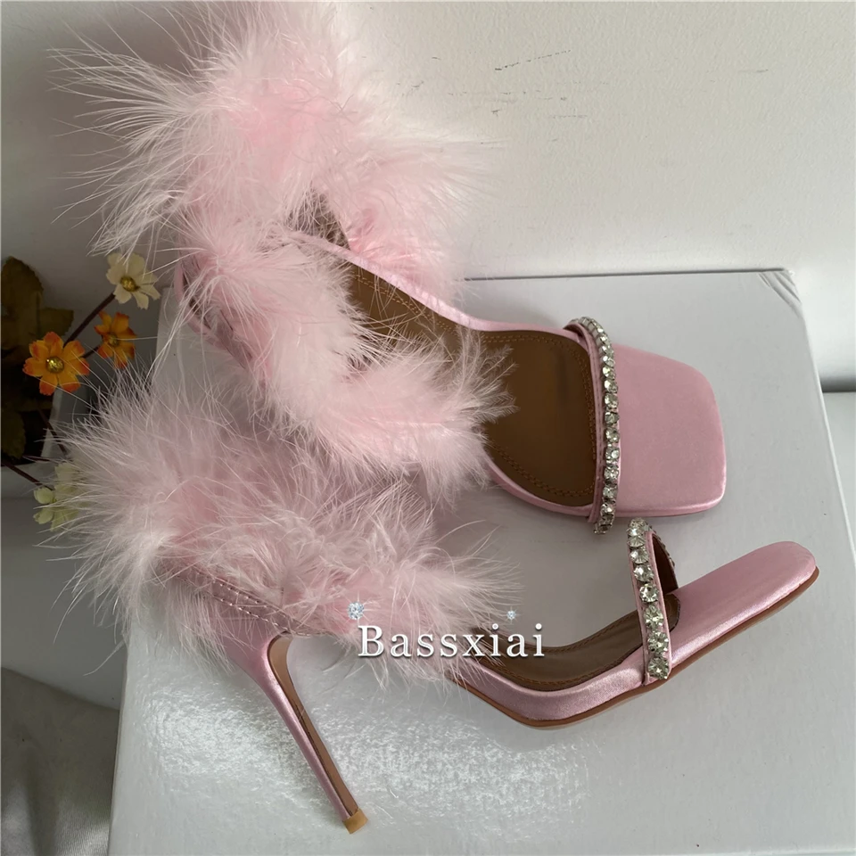 Scarpe da banchetto in piuma stile fata donna 10cm tacchi alti sottili quadrati Open Toe sandali estivi con strass ingioiellati da donna